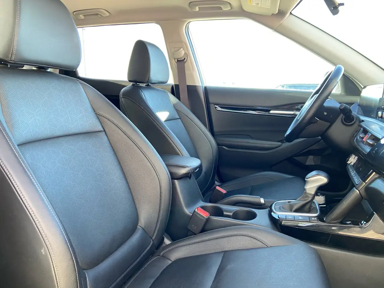 Kia Seltos снимка Kia Seltos