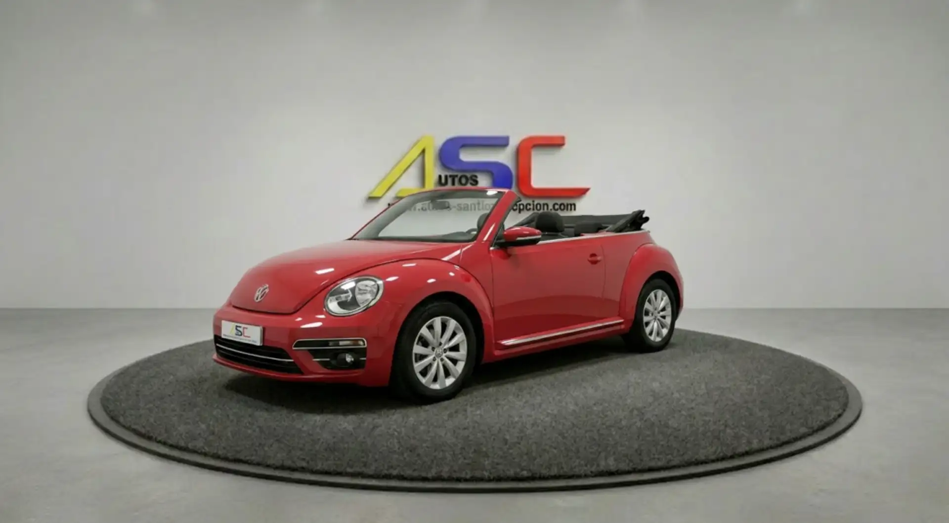 Volkswagen Beetle Descapotable Manual de 2 Puertas Rojo - 1