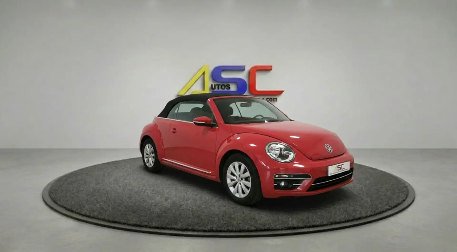 Volkswagen Beetle Descapotable Manual de 2 Puertas Rojo - 2