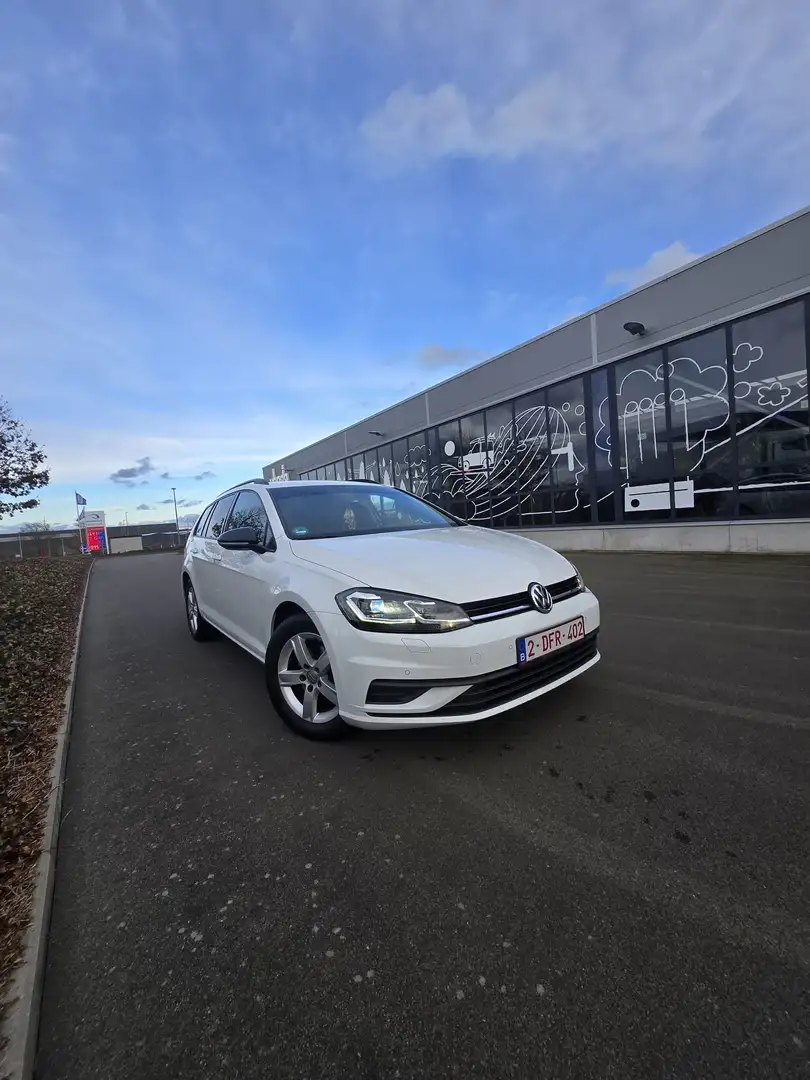 Volkswagen Golf Variant VII Facelift GPS sieges chauffants LED clim 2Zones Wit - 1