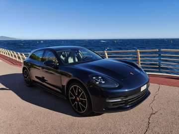 Panamera Sport Turismo 4 E-HYBRID