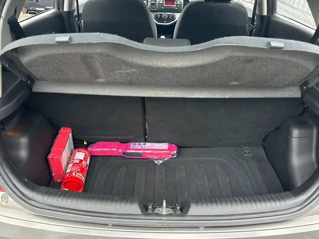 Kia Picanto view 15
