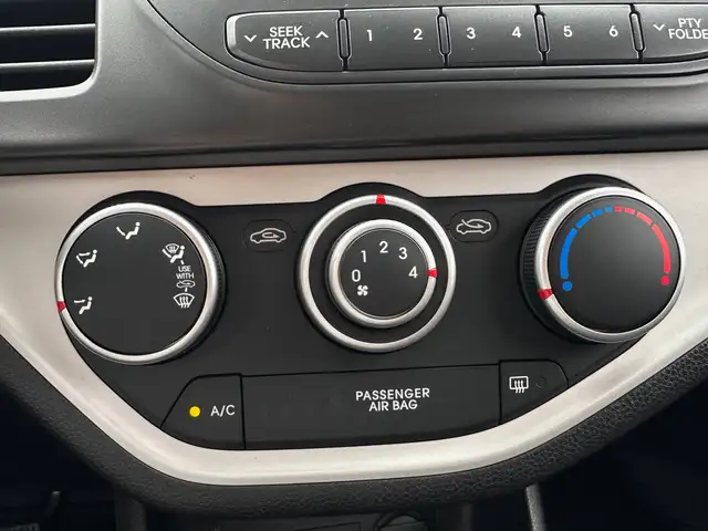 Kia Picanto view 8
