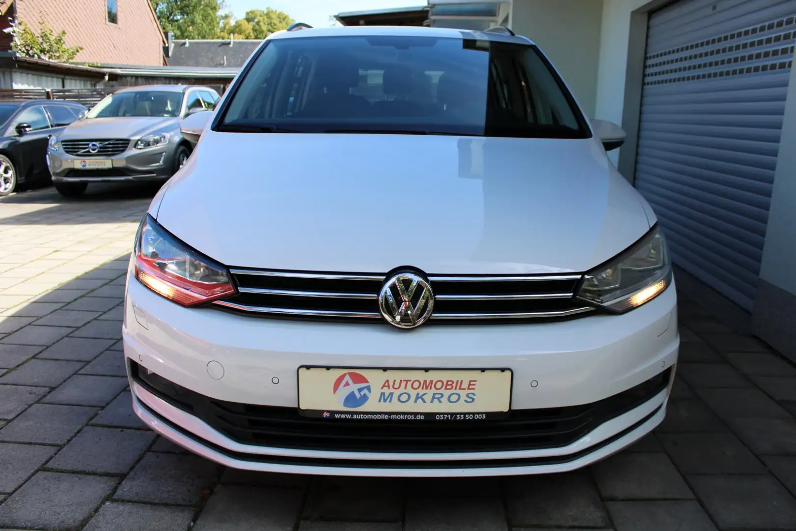 Volkswagen Touran 2.0 TDI SCR Comfortline Klimaautomatik ACC PDC Sit Weiß - 2
