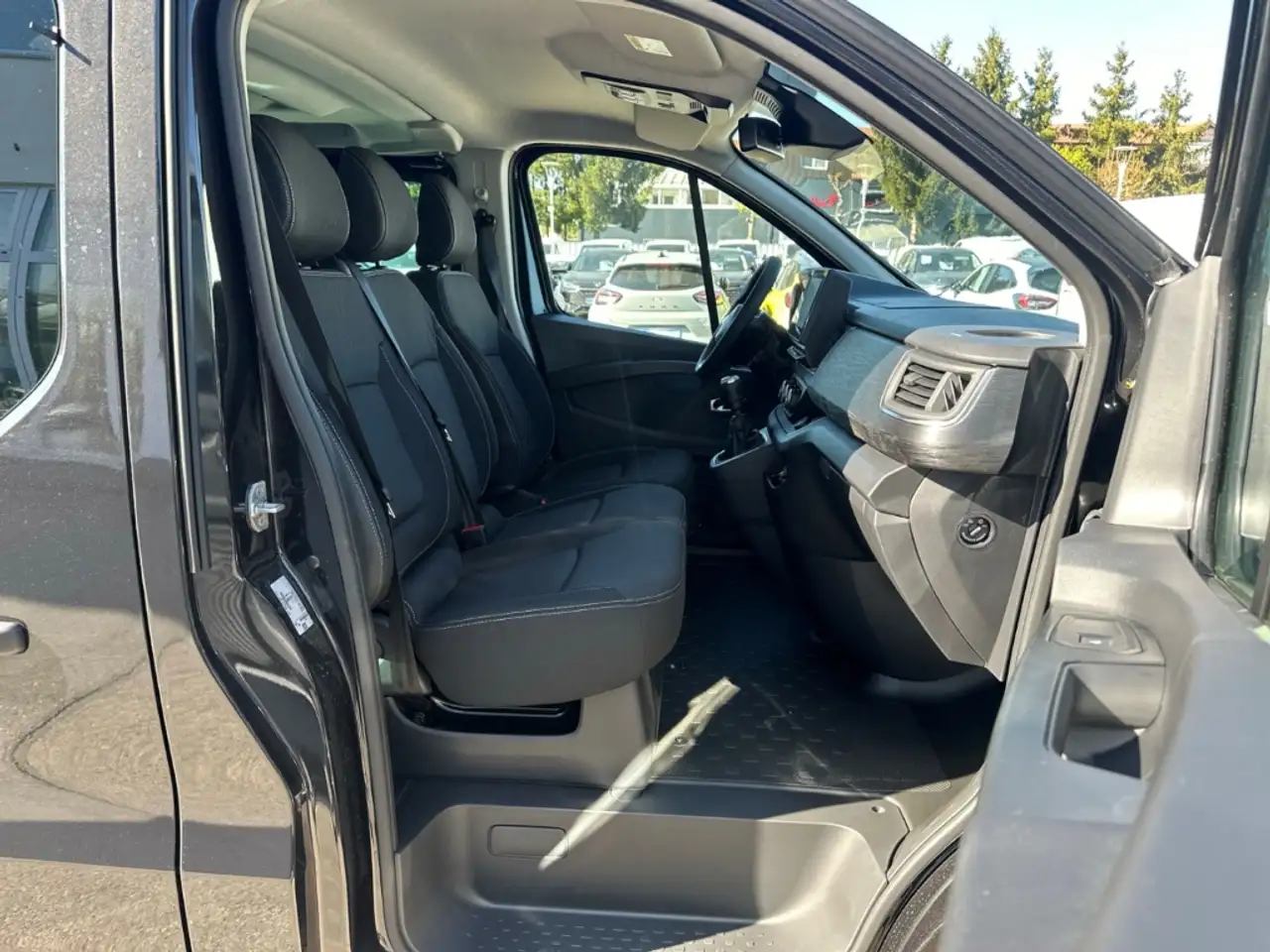 Nissan Primastar Kombi L1H1 2,8t Tekna Navi 360 Kamera LED ACC Appl 15