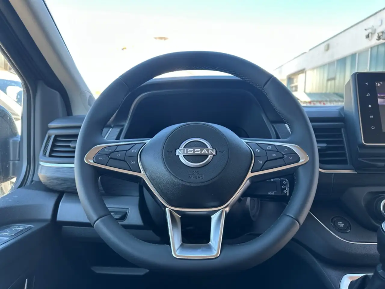Nissan Primastar Kombi L1H1 2,8t Tekna Navi 360 Kamera LED ACC Appl 12