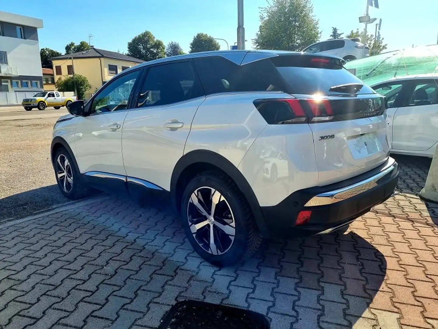 Peugeot 3008 1.2 puretech GPL GT Line EAT8 #PROMOZERO Bianco - 1