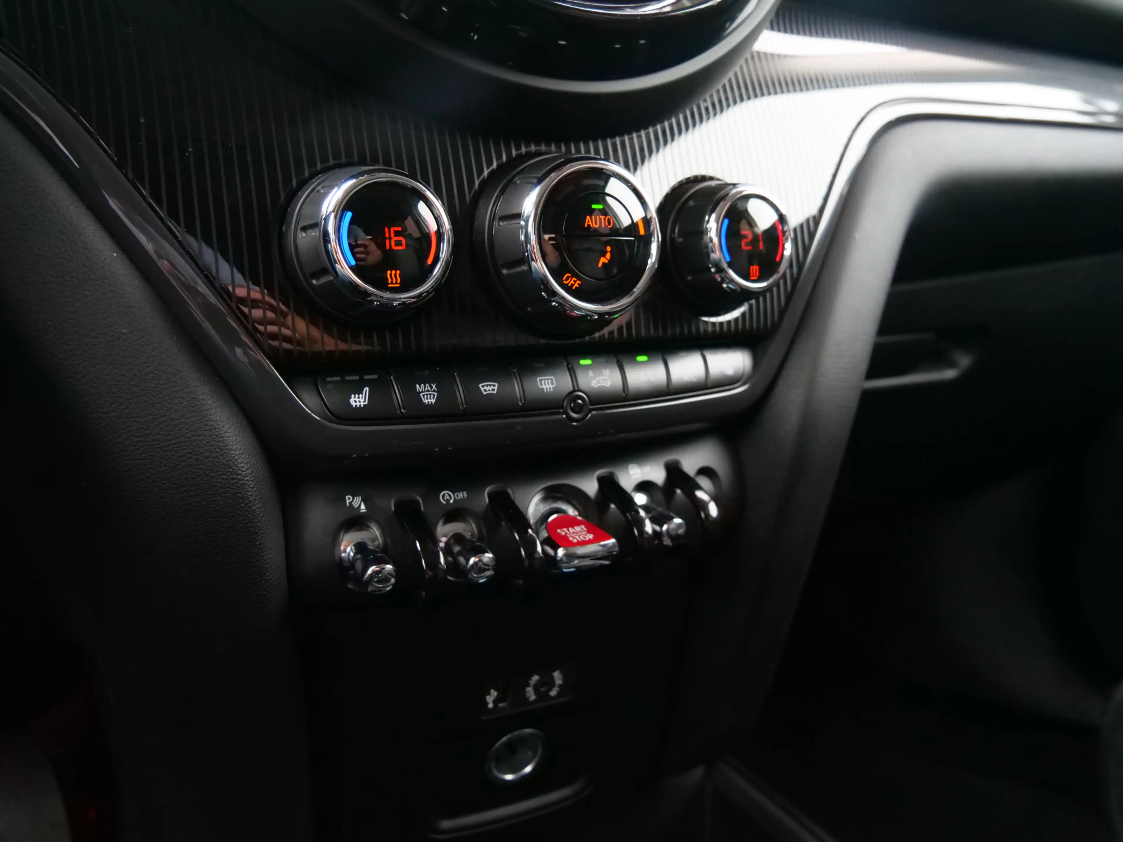 MINI Cooper S Countryman Mini 2.0 192pk ALL4 Chili Automaat Harman Kardon / — photo 35