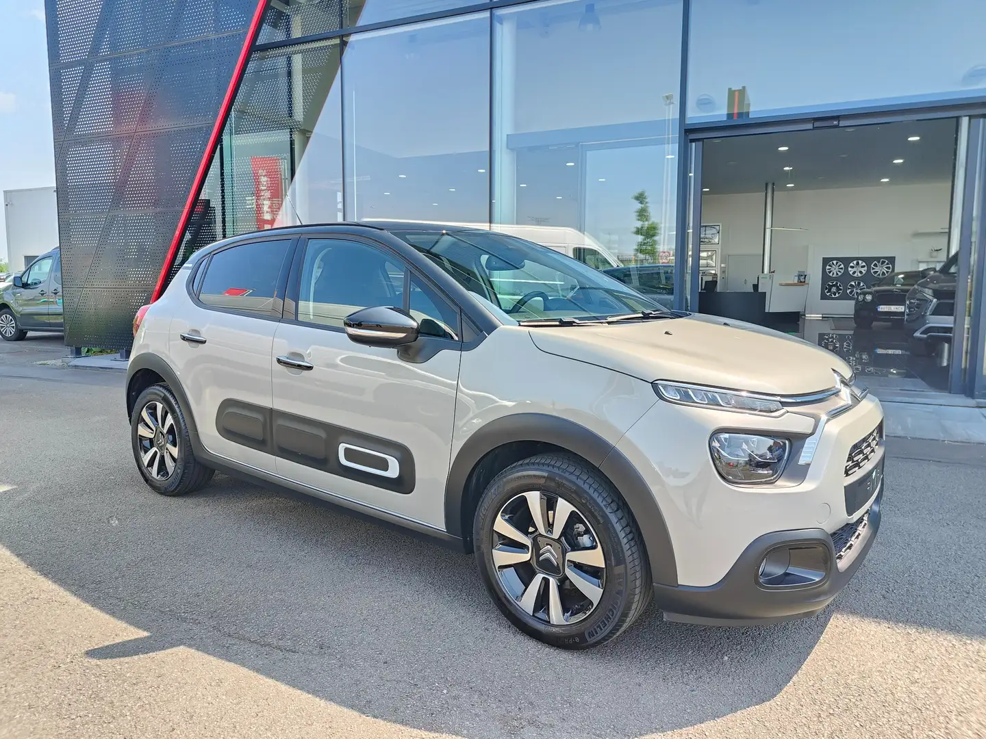 Citroen C3 C3 Pure Tech 83 S Beige - 2