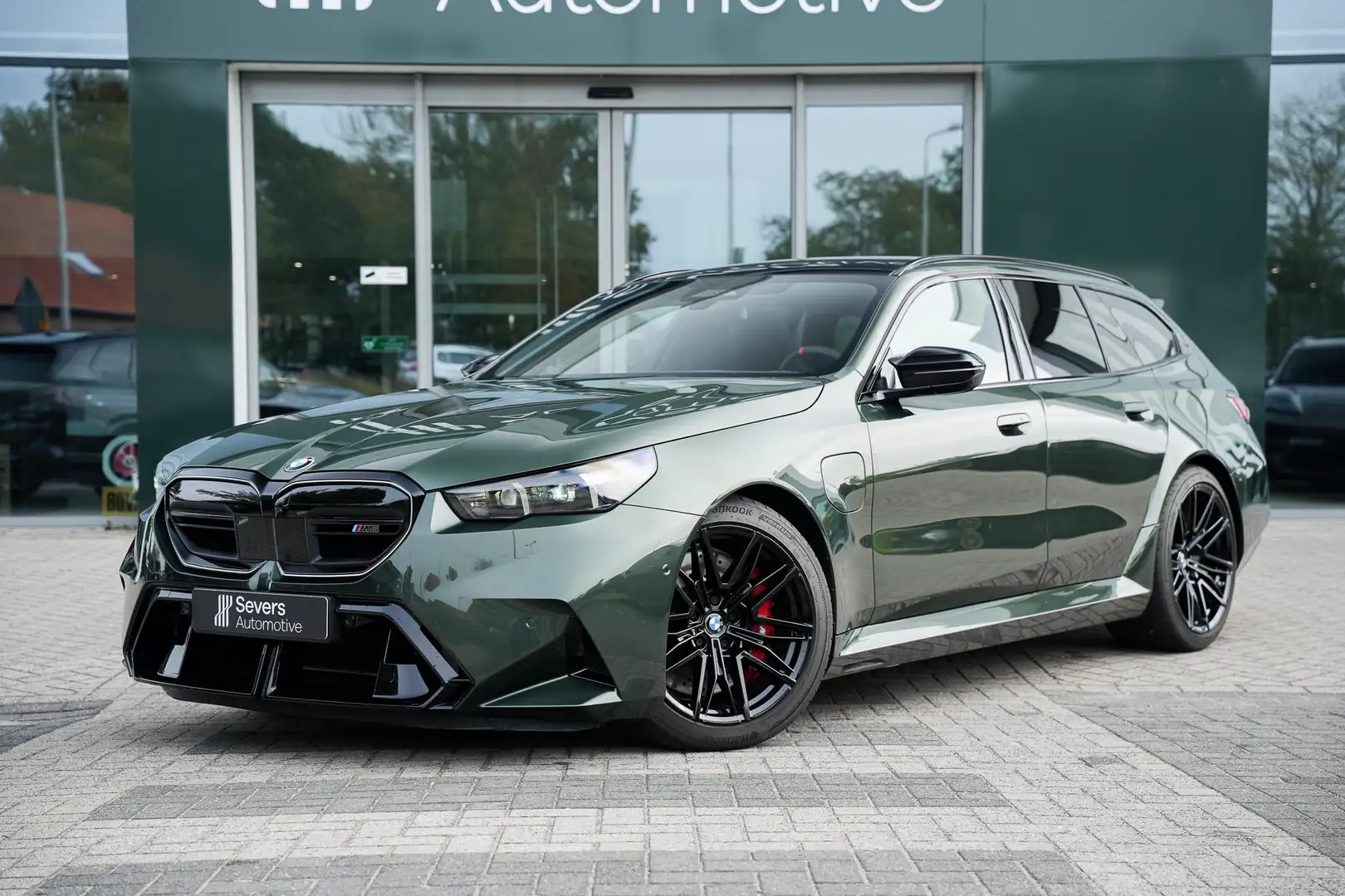 BMW M5 Serie Touring M5 | Malachit grün II metallic | Gla Verde - 2