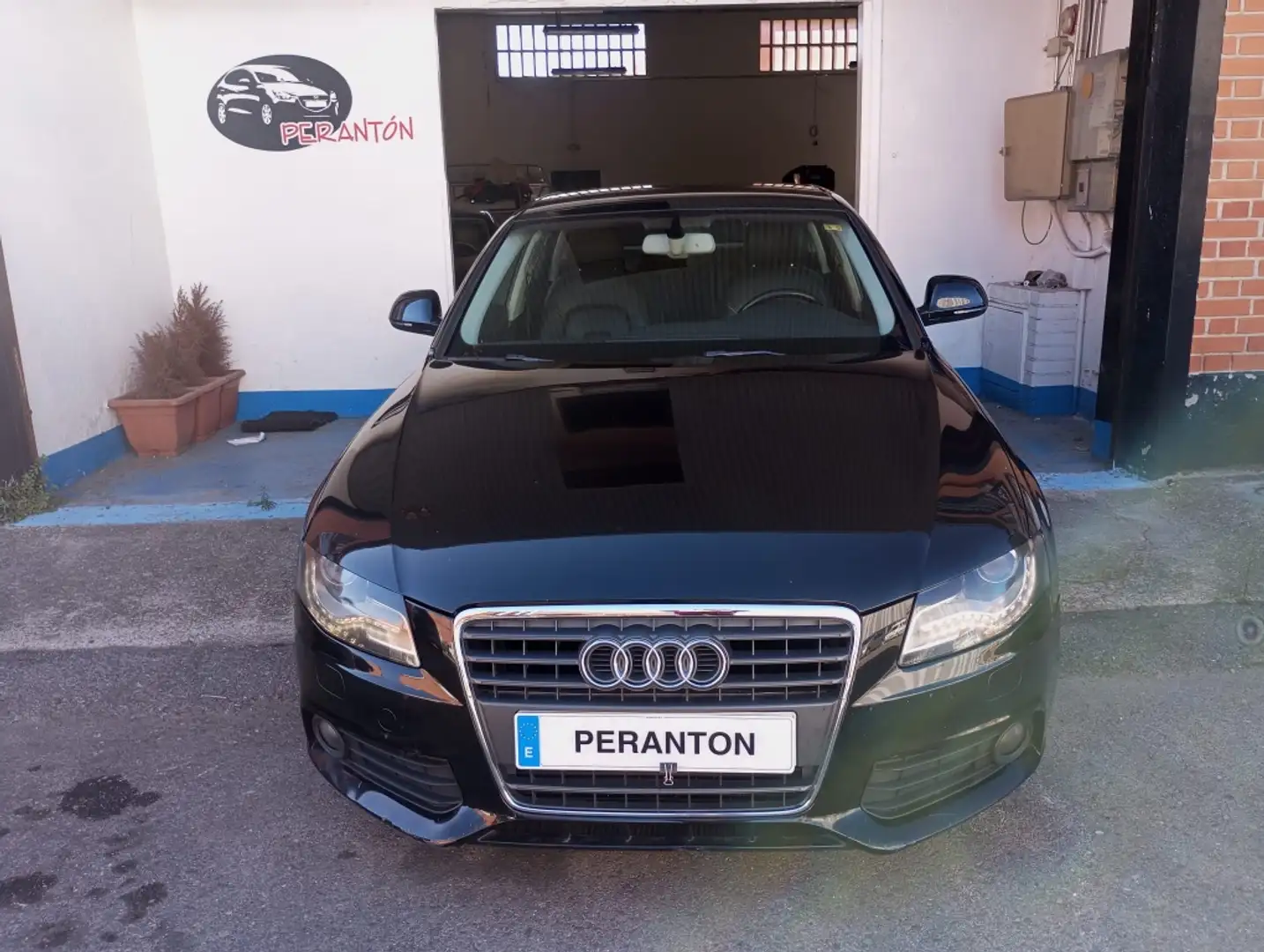 Audi A4 2.0TDI DPF 143 Negro - 2