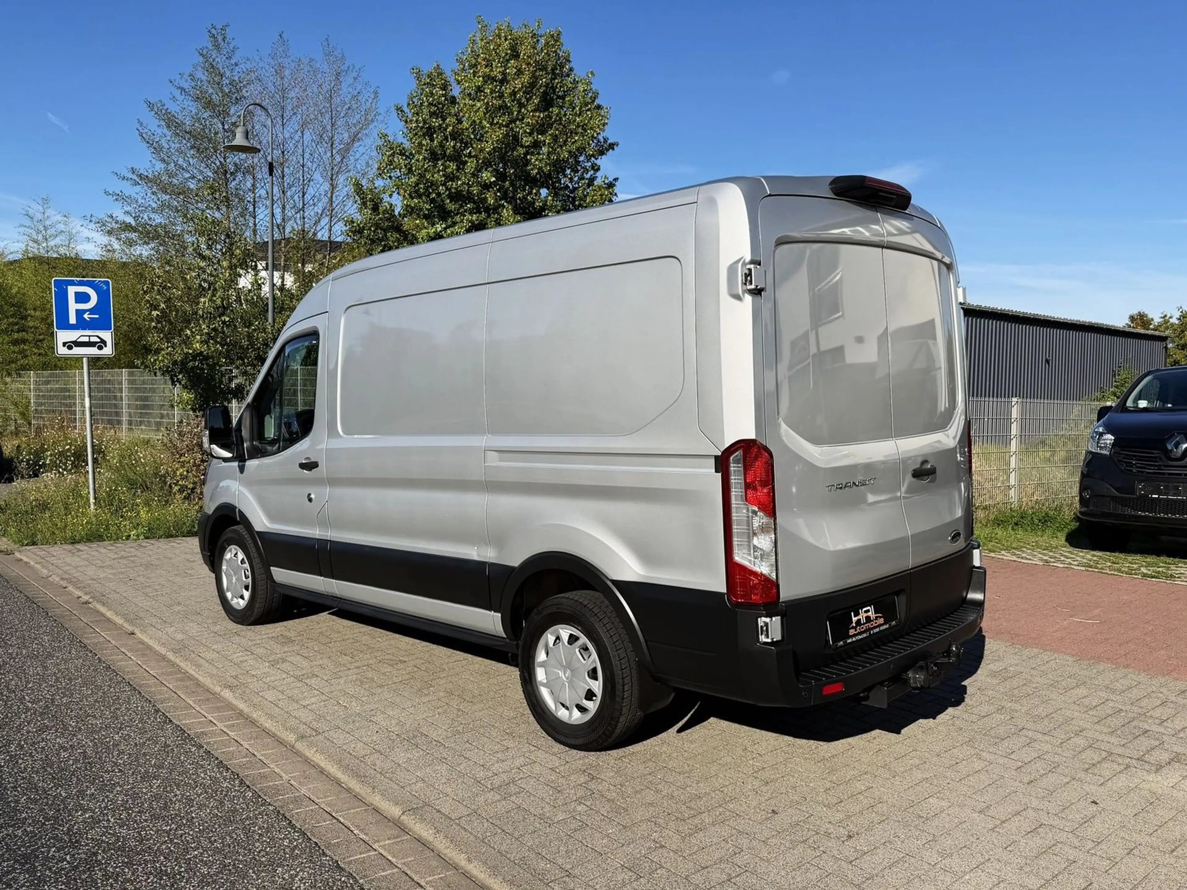 Ford Transit 350 L2 Trend Automatik/Navi/Wohnwagen — photo 4