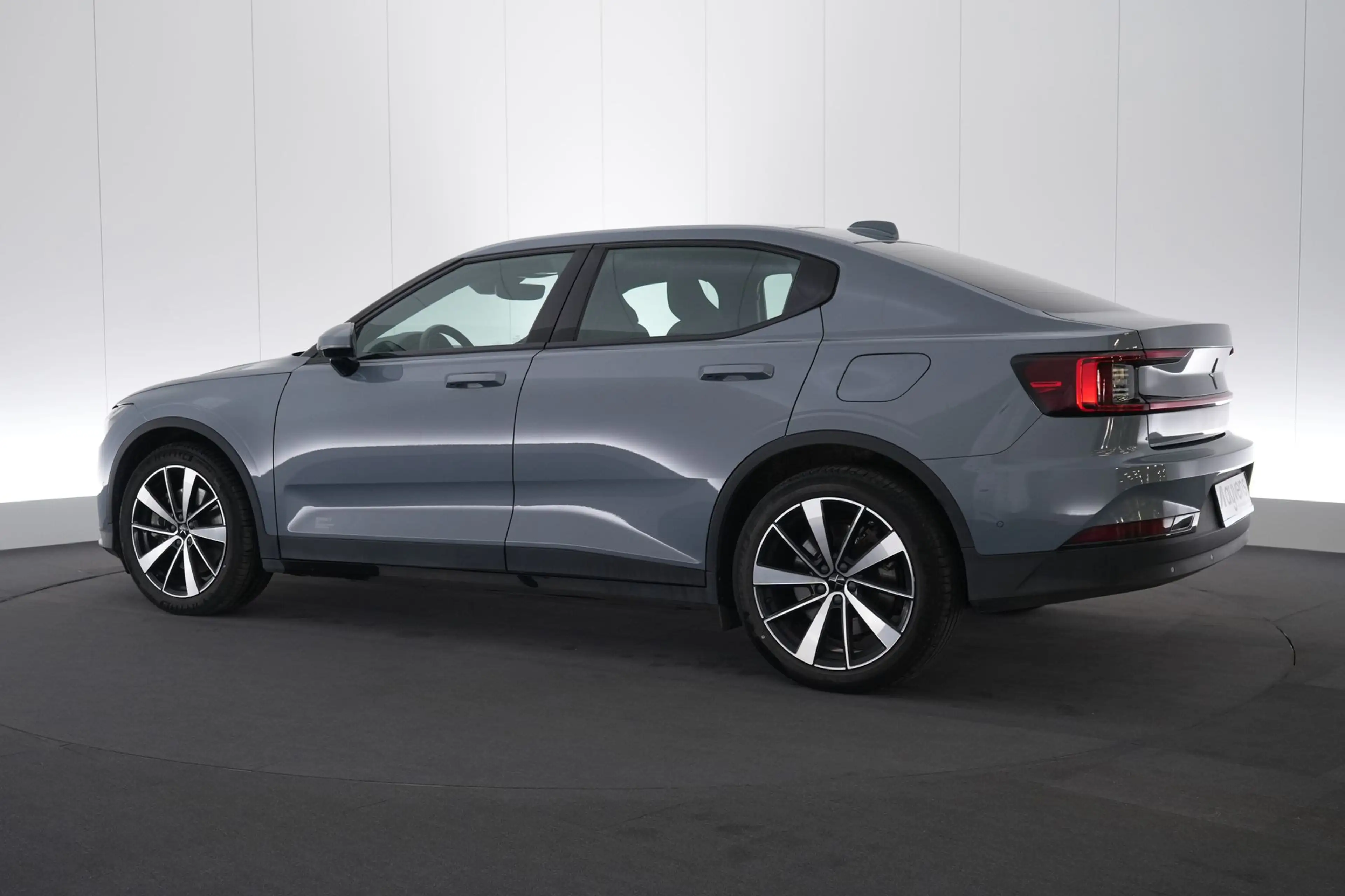 Polestar 2 78 kWh Dual Motor Plus Pilot LEDER/CUIR LED GPS PD — photo 10