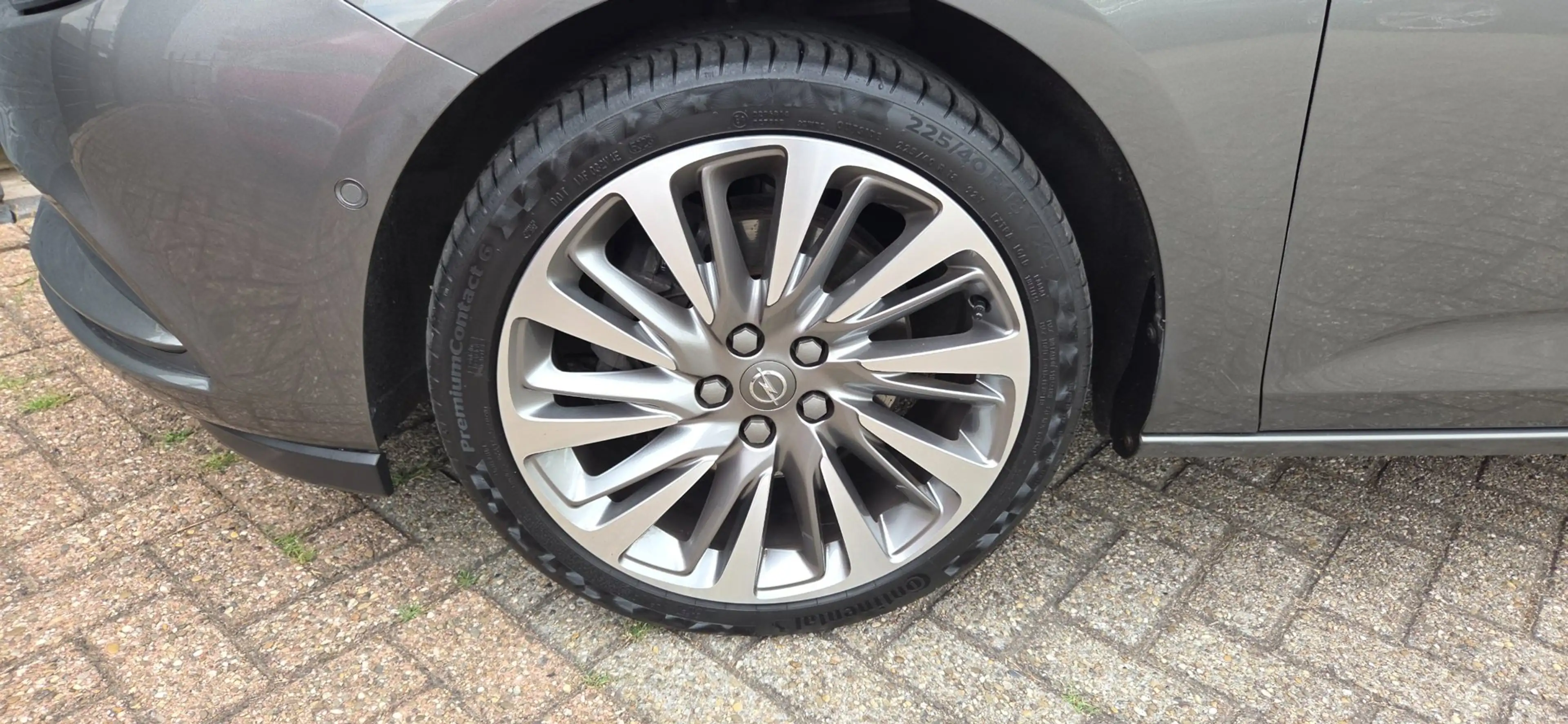Opel Astra Sports Tourer 1.6 Turbo Ultimate — photo 39