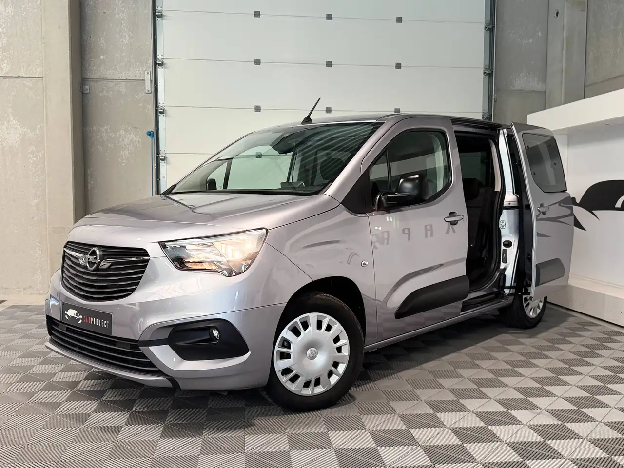 Opel Combo 1.2i, Car-Play, Capteurs AR, Line Assist, Cruise Control, Start and Stop