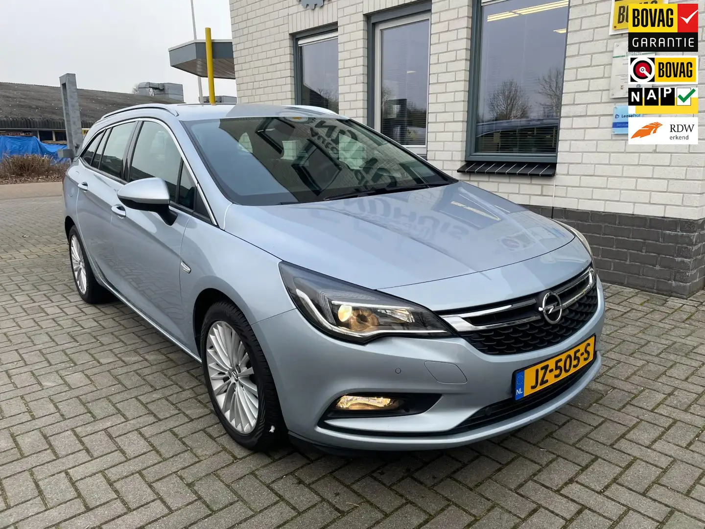 Opel Astra Sports Tourer 1.0 Innovation / Climate Controle / Grijs - 1