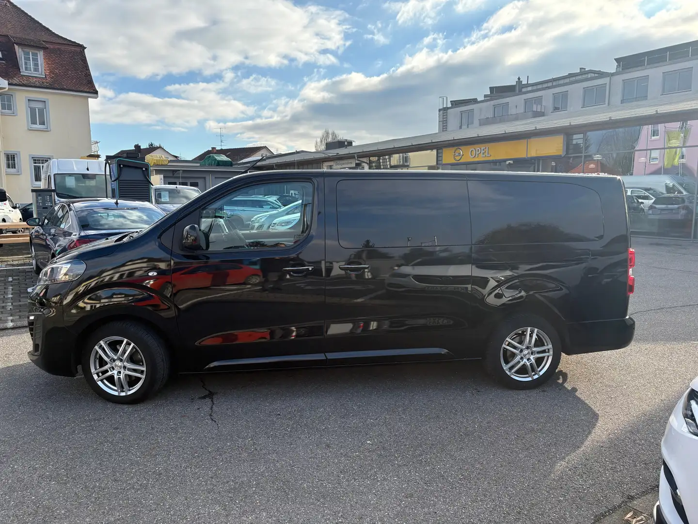 Opel Zafira Life L 2.0 Diesel Tourer Automatik Schwarz - 2
