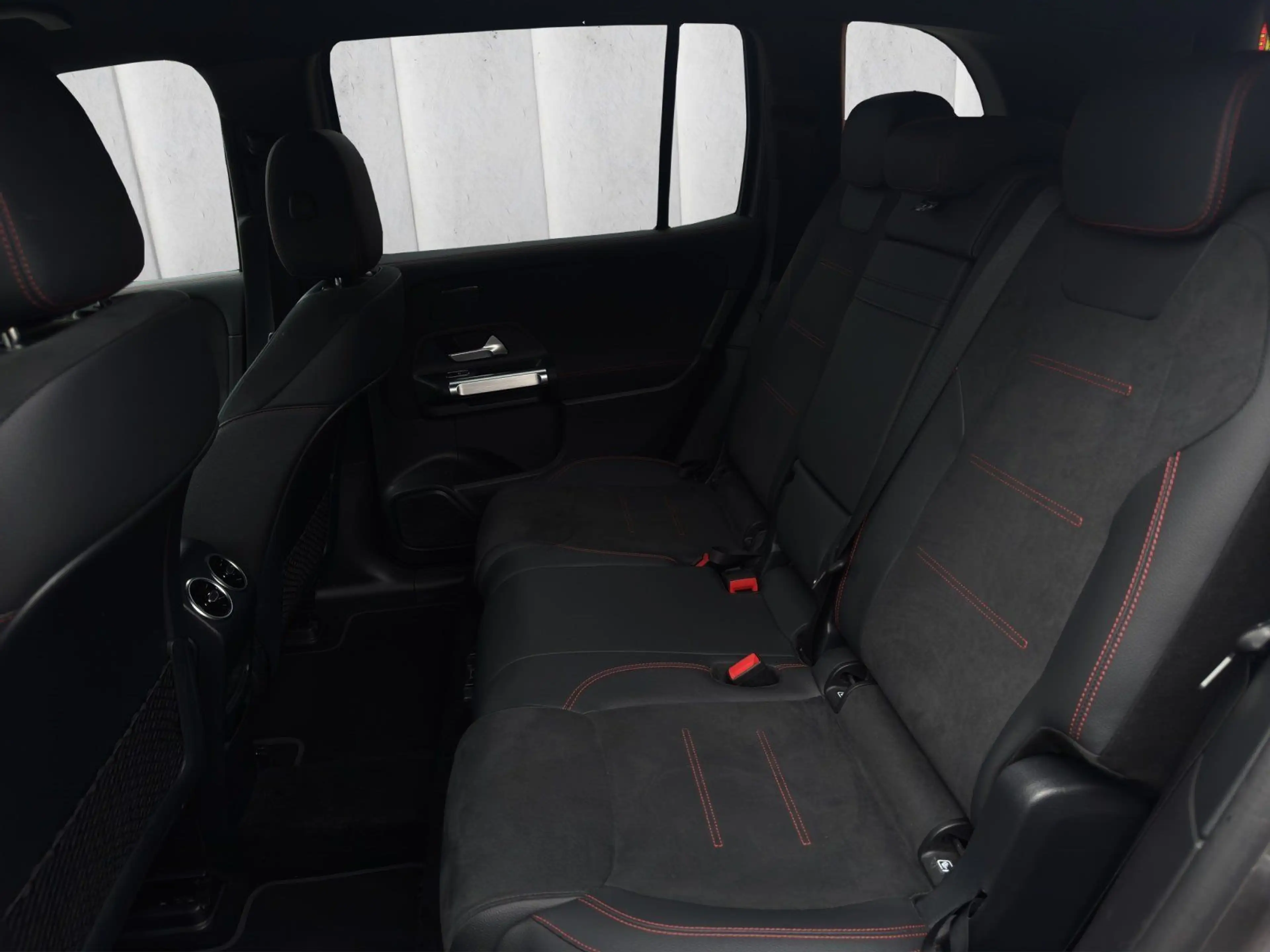Mercedes-Benz EQB 350 AMG 4Matic 360°Kamera AHK Spurhalt Totw. — photo 13