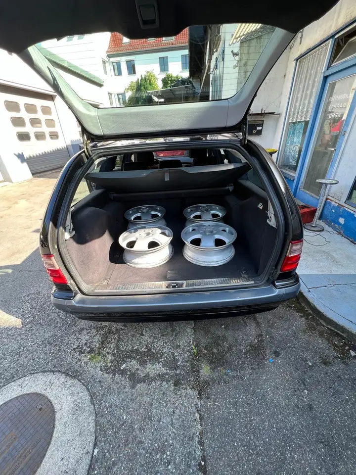 Mercedes-Benz E 200 E-Klasse T Kompressor Classic, foto 5