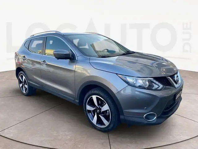 Nissan Qashqai view 2