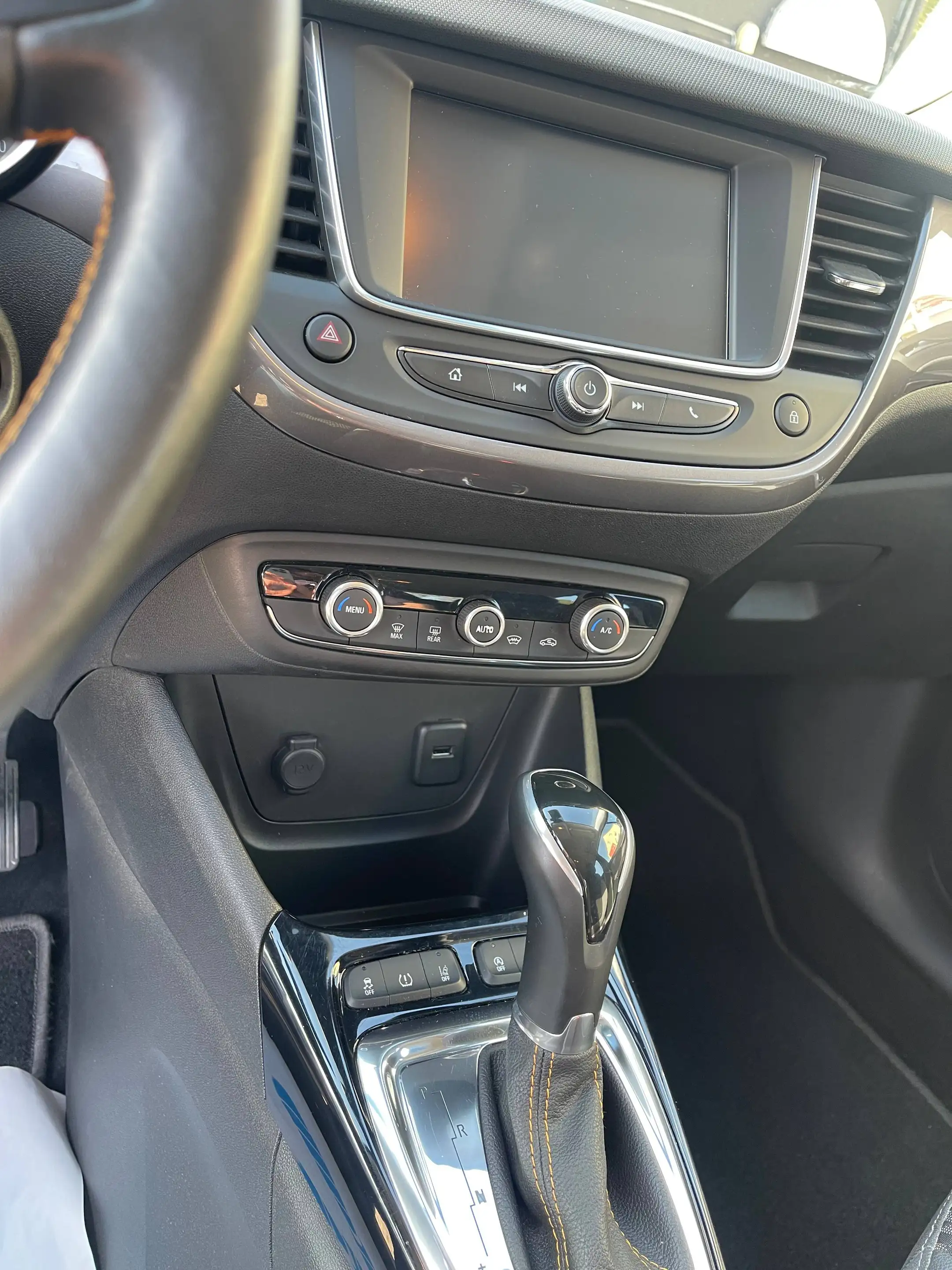 Opel Crossland X Innovation / Automatik / AHK / Kamera — photo 8