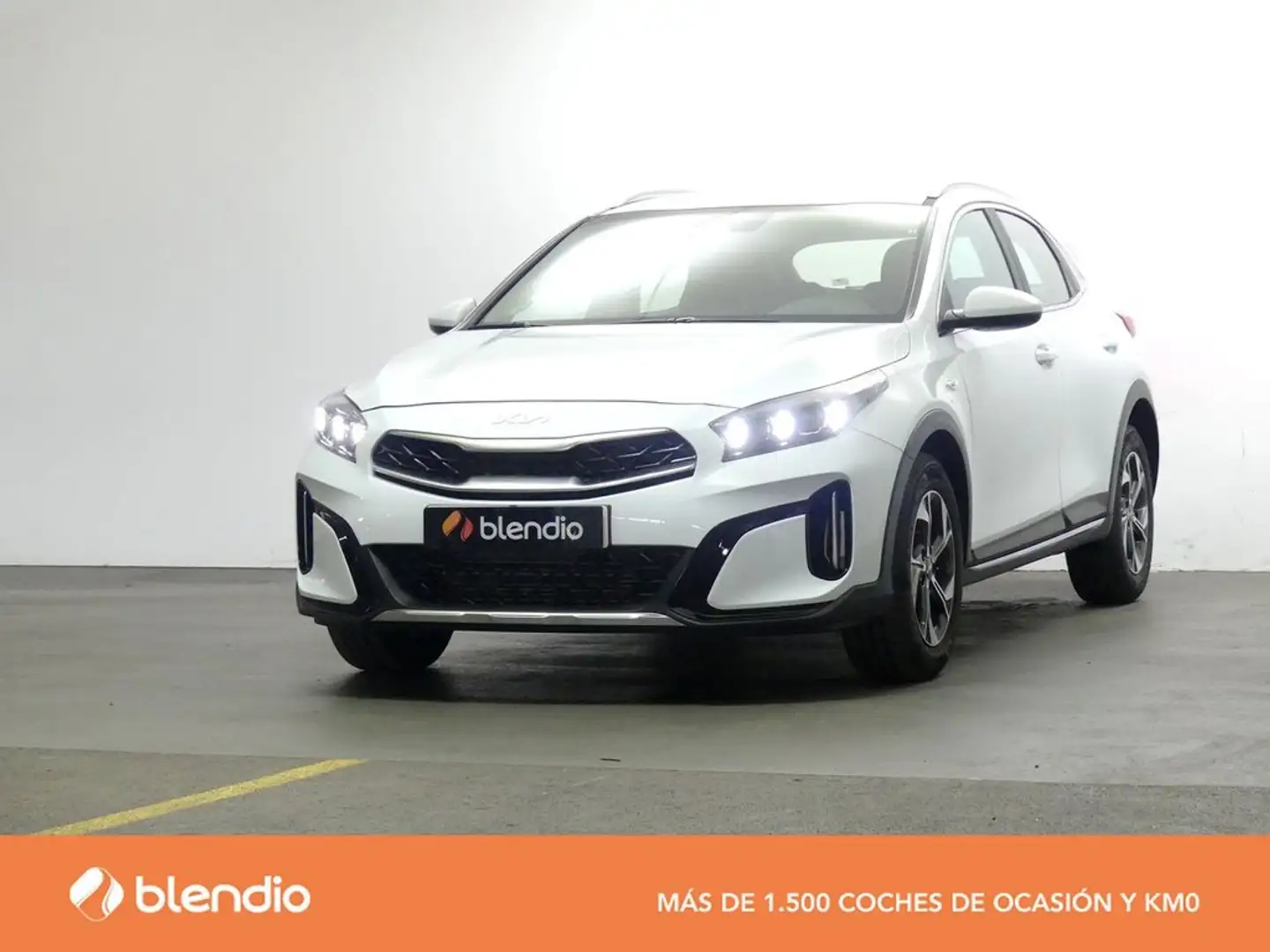 Kia XCeed 1.5 MHEV 103KW DRIVE DCT 140CV 5P Bianco - 1