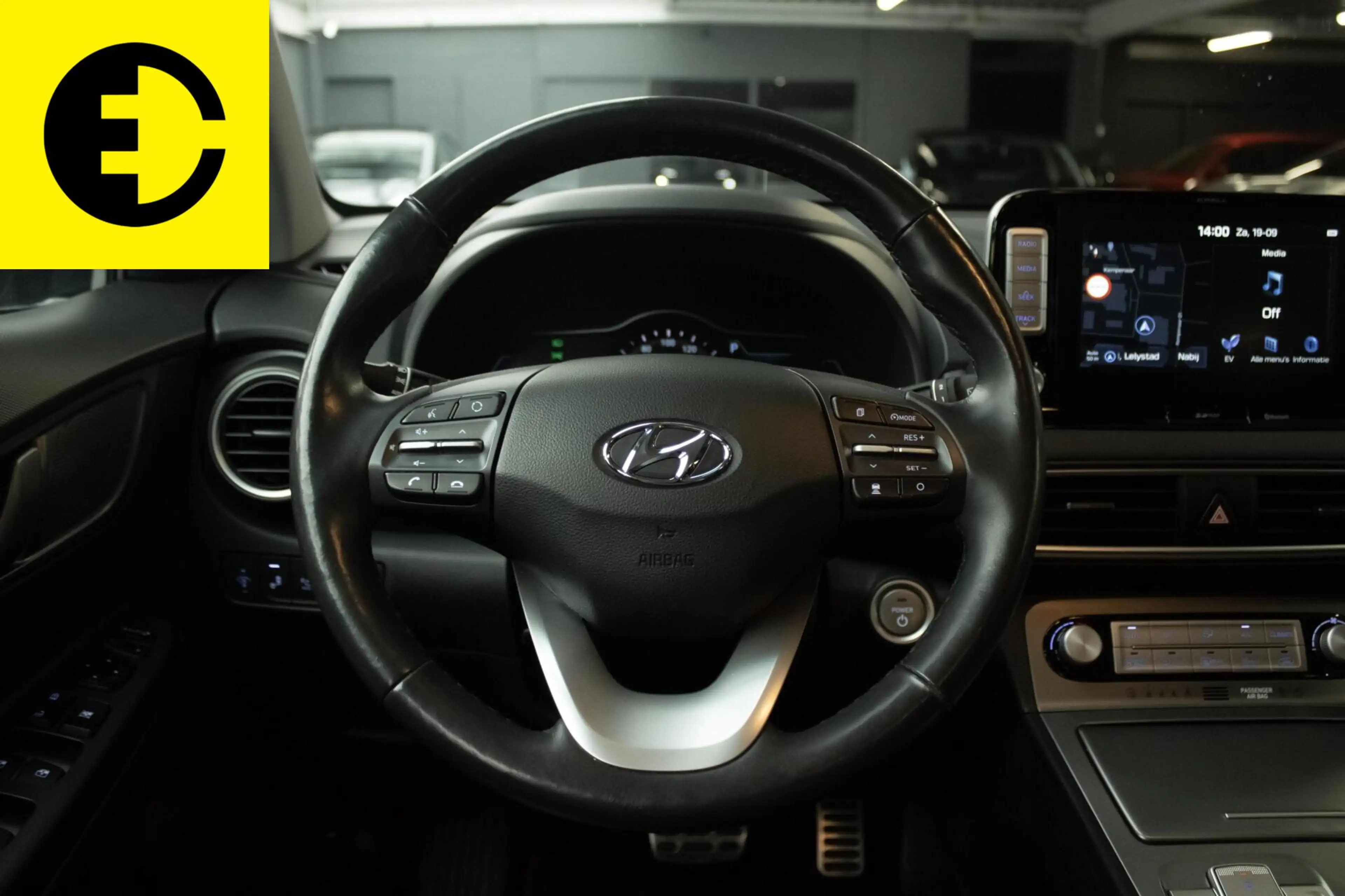 Hyundai KONA EV Premium 64 kWh | SOH 93% | Stoelverkoeling | HU — photo 3