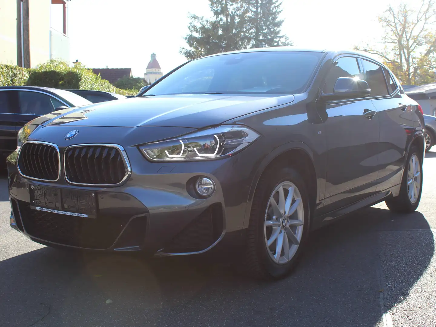 BMW X2 xDrive 25 d M Sport Aut Top Gepflegt! Grau - 1