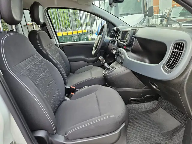 Fiat Panda view 12