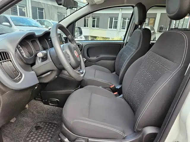 Fiat Panda view 8
