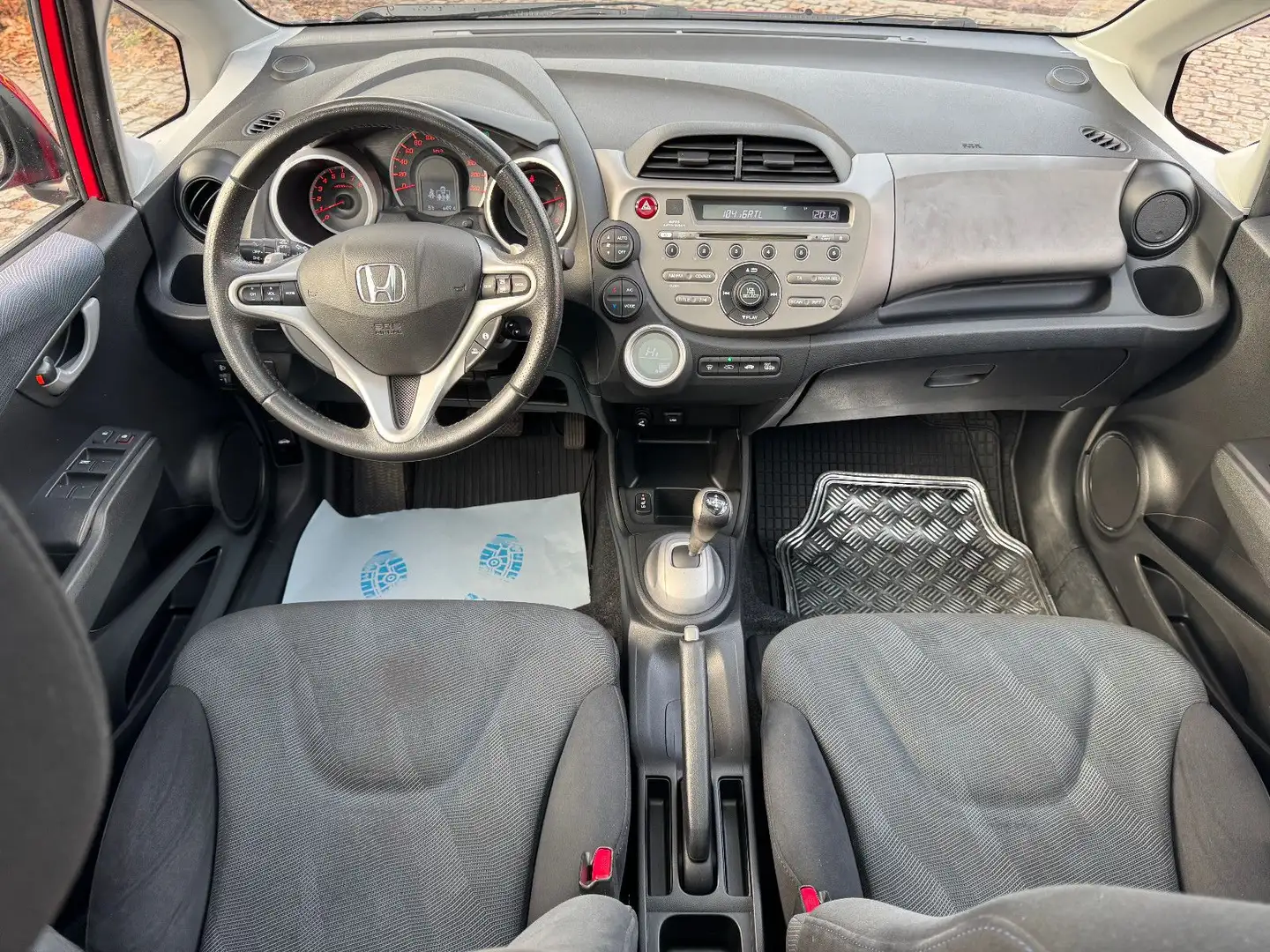 Honda Jazz 1.4 AUTOMATIK*TÜV NEU*PANORAMA*SITZHEIZUNG* Red - 2