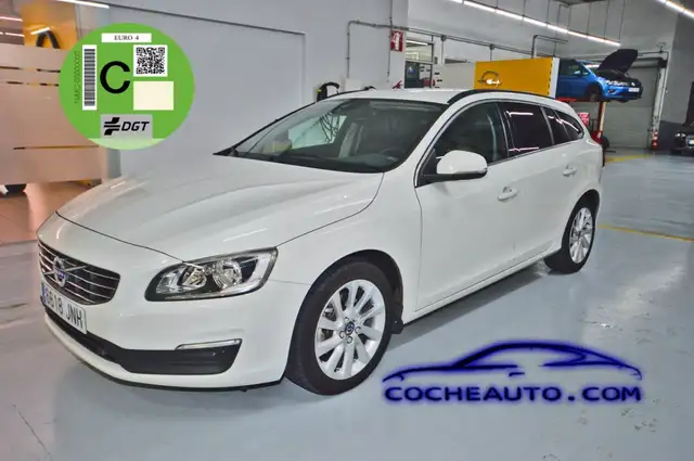 Volvo V60 D3 Momentum Aut. 150