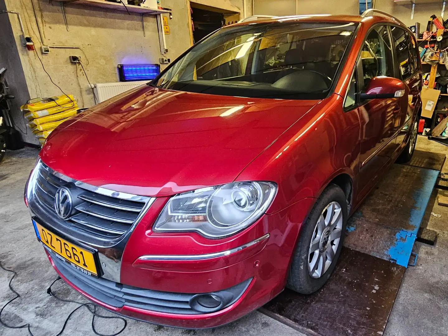 Volkswagen Touran Touran 2.0 TDI DPF Highline Rouge - 2