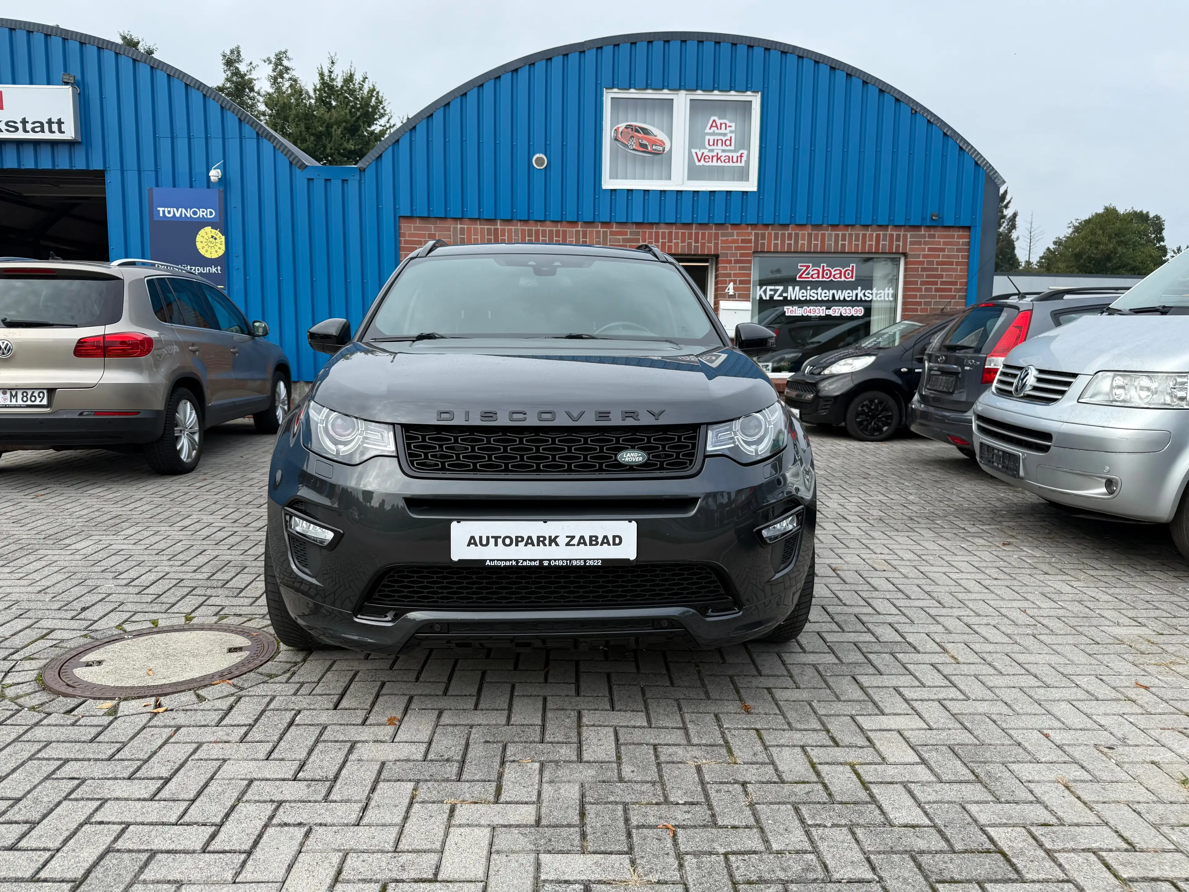 Land Rover Discovery Sport SE AWD — photo 2