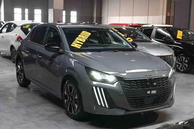 Peugeot 208 view 2