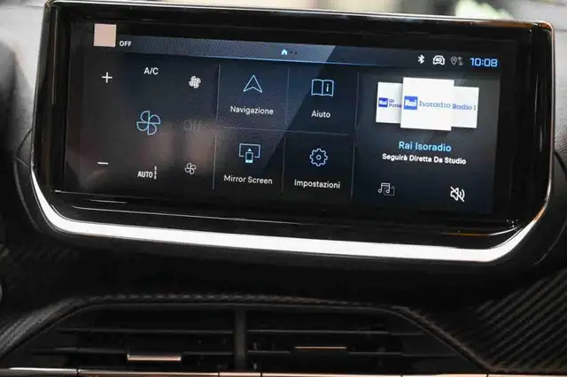 Peugeot 208 view 13