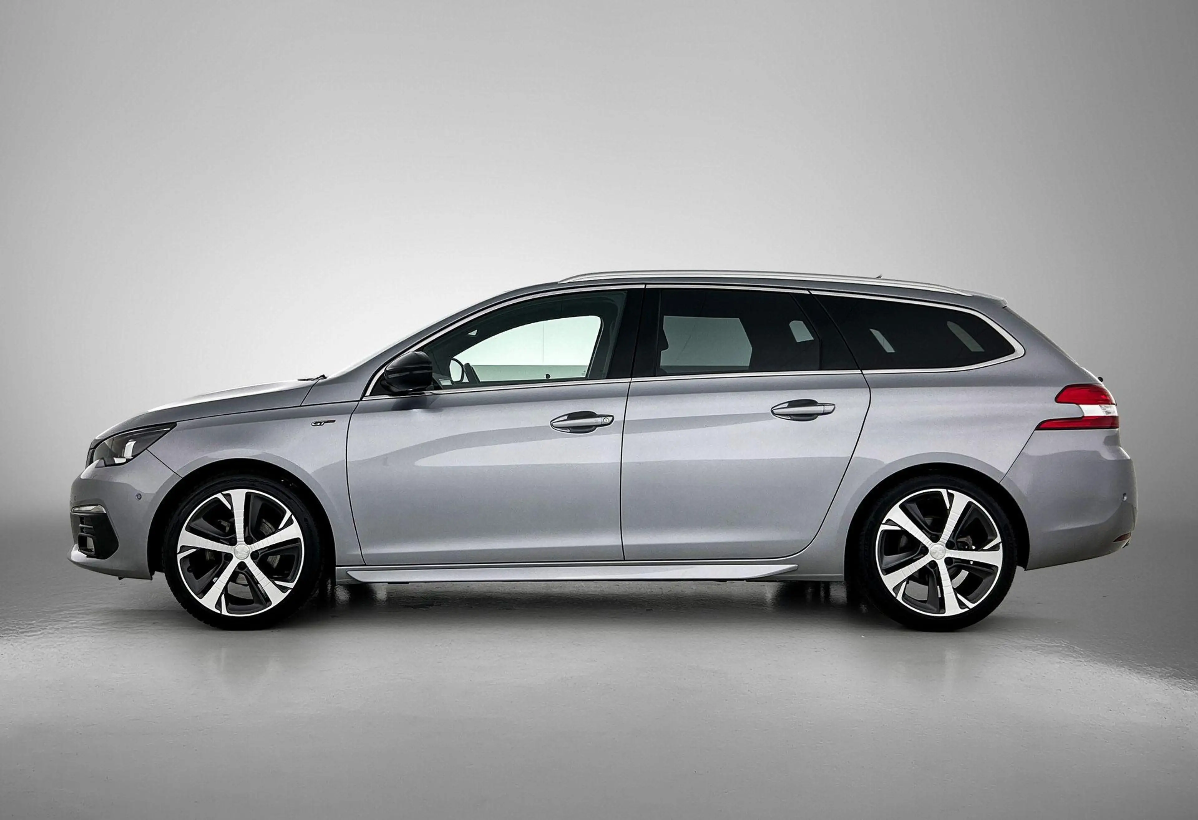 Peugeot 308 SW Blue Lease GT 130pk Automaat | Navigatie | Acht — photo 2