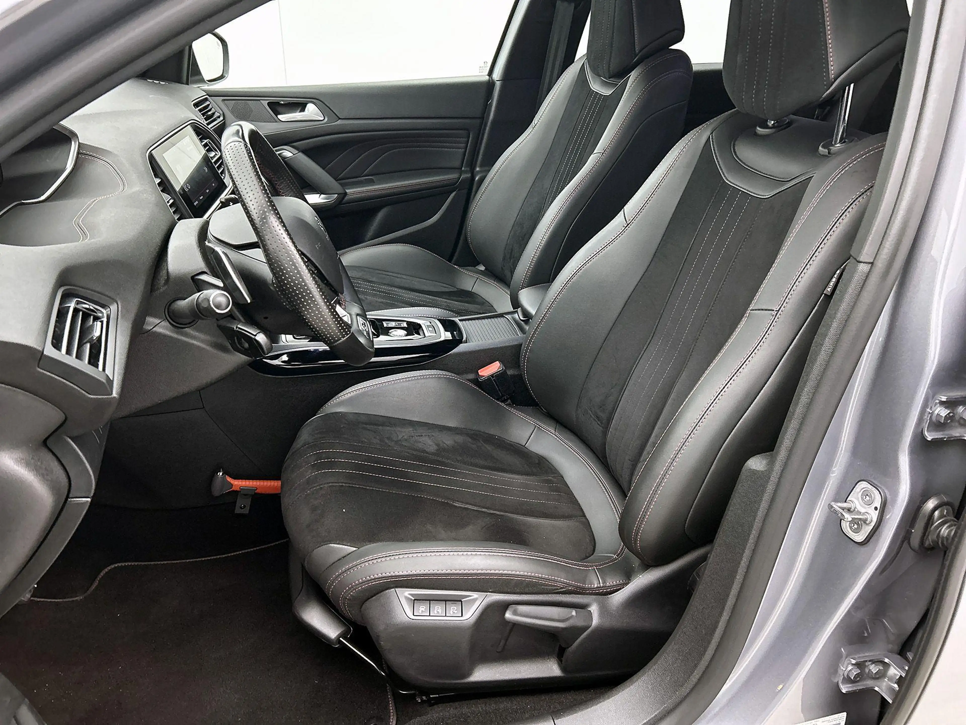 Peugeot 308 SW Blue Lease GT 130pk Automaat | Navigatie | Acht — photo 10