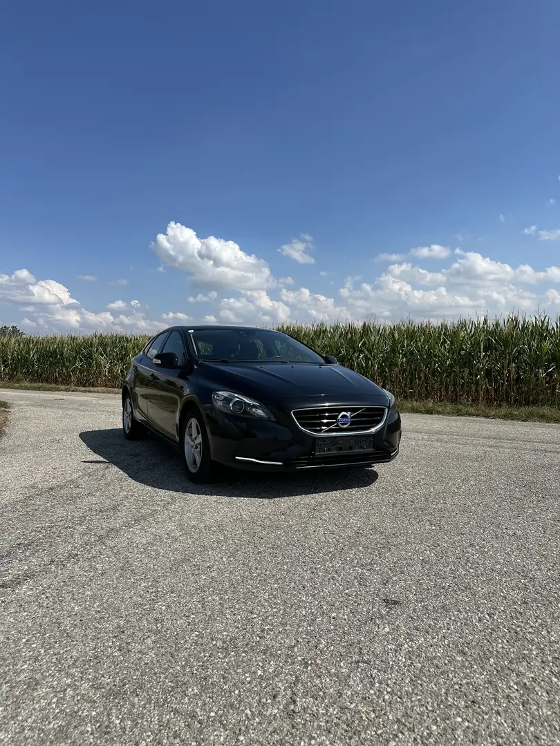 Volvo V40 D2 Kinetic - 1