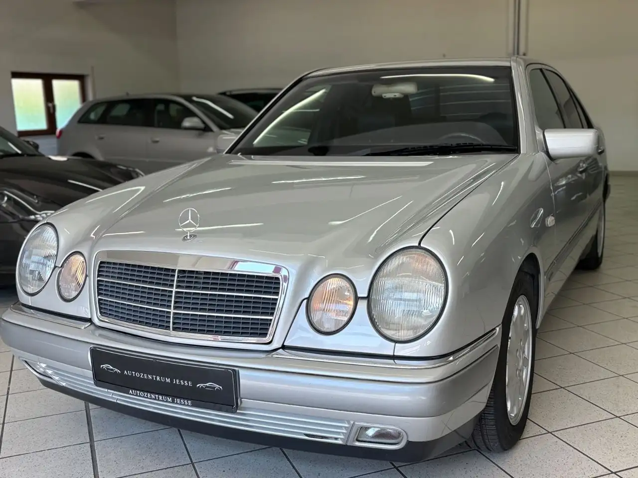 Mercedes-Benz E 320 ELEGANCE | 1Hand | Rostfrei | Memory, foto 3