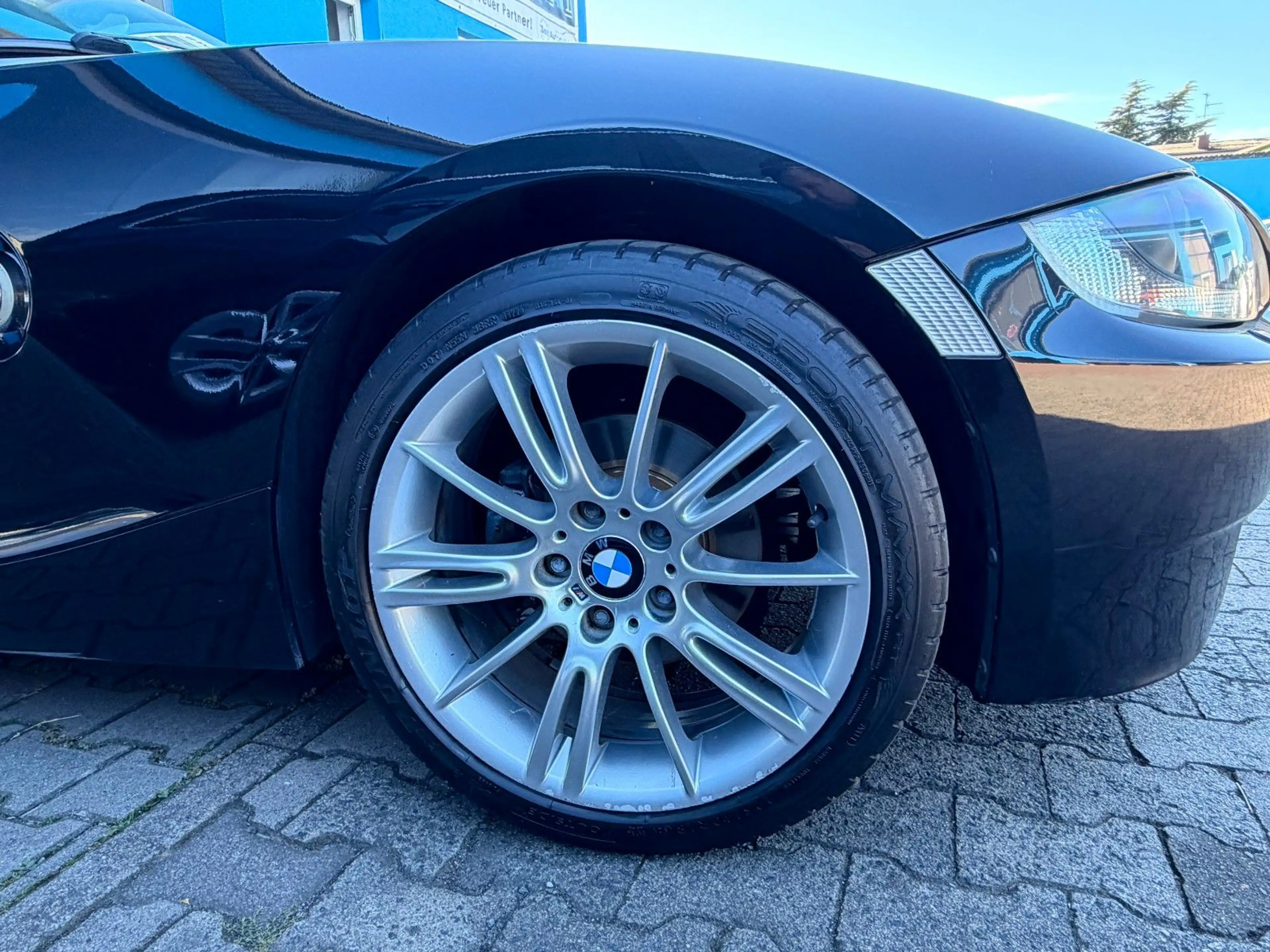 BMW Z4 Roadster 2.0 i Cabrio — photo 17