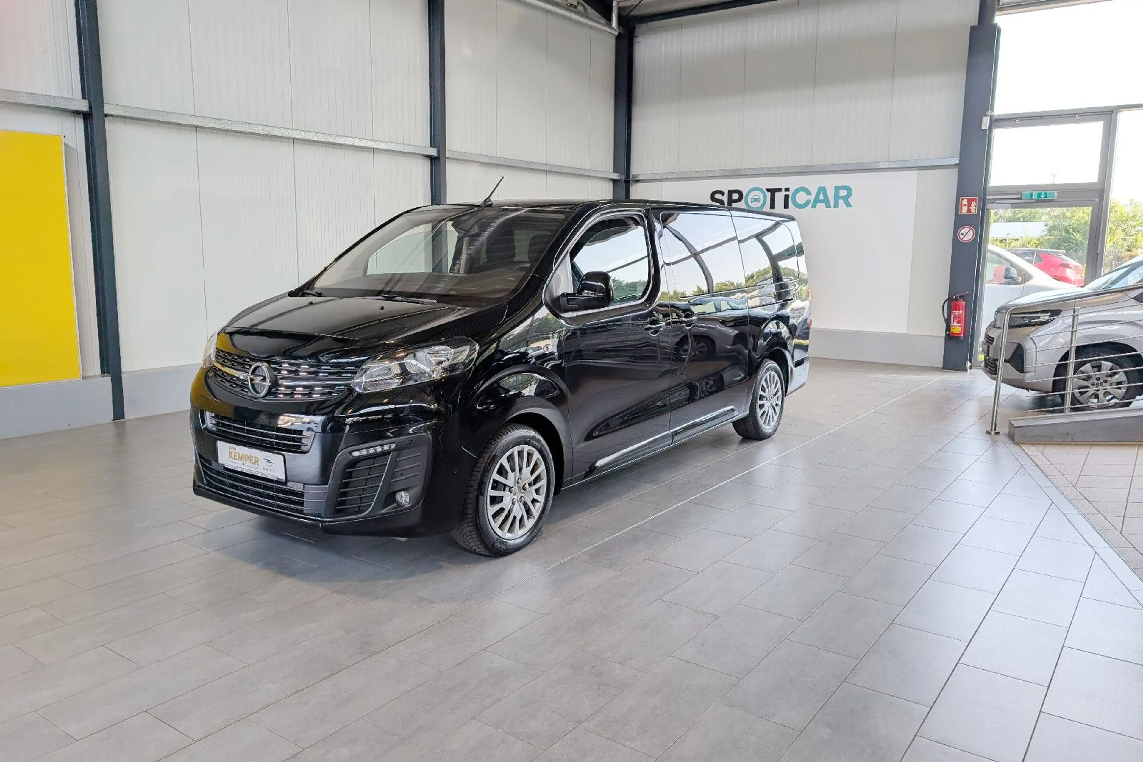Opel Zafira Life 2.0 D Selection L  SH AHK Kamera — photo 3