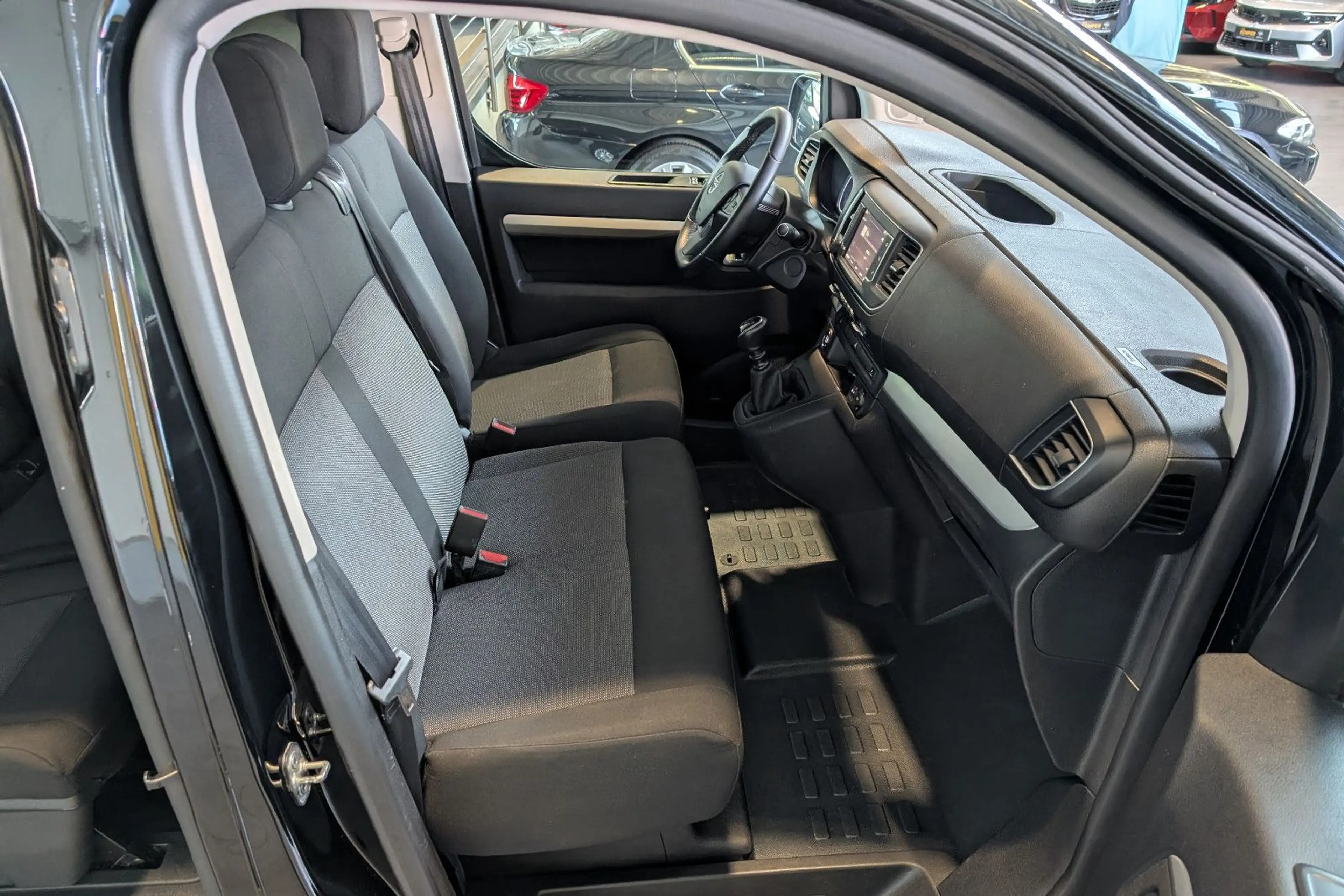 Opel Zafira Life 2.0 D Selection L  SH AHK Kamera — photo 5