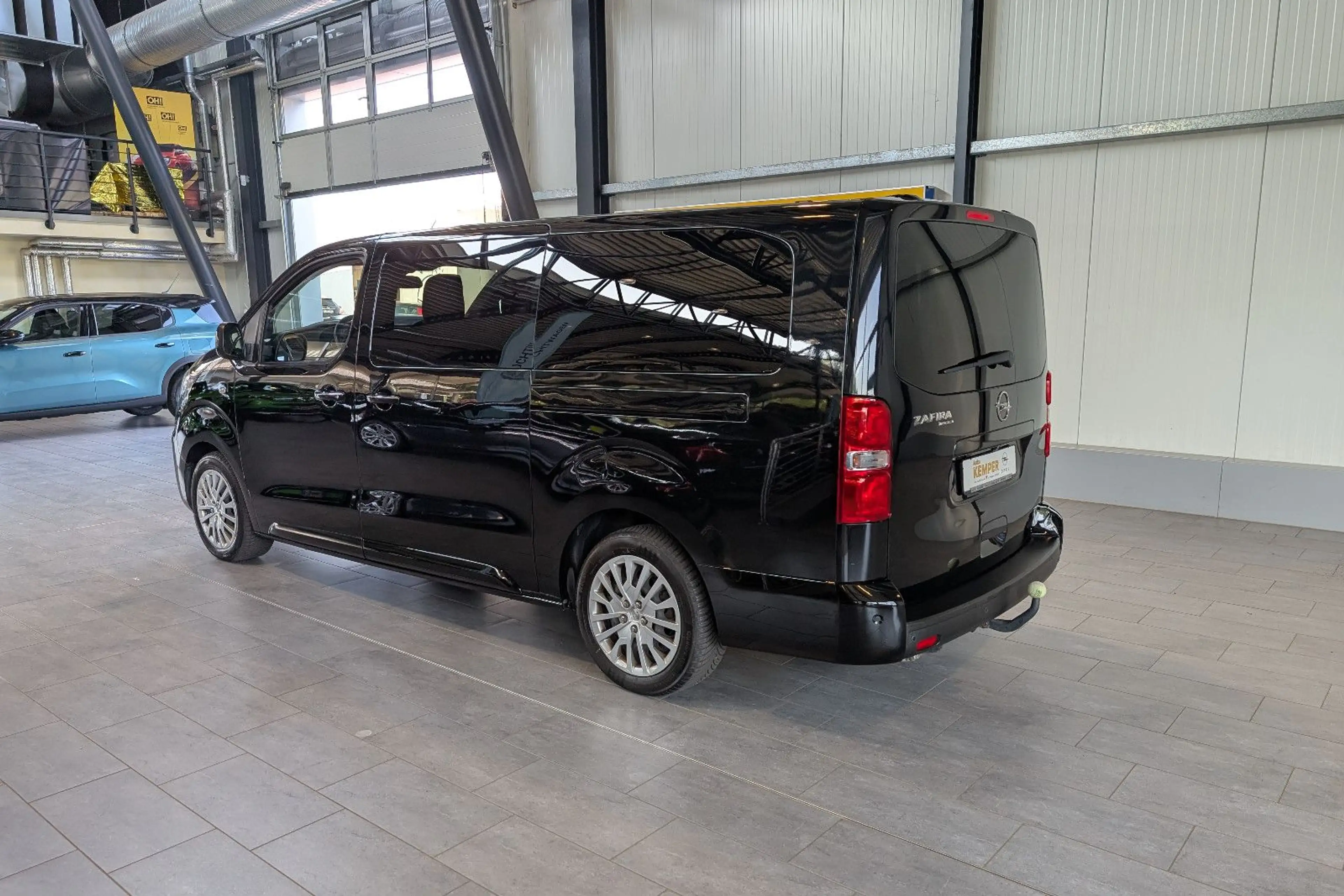 Opel Zafira Life 2.0 D Selection L  SH AHK Kamera — photo 12