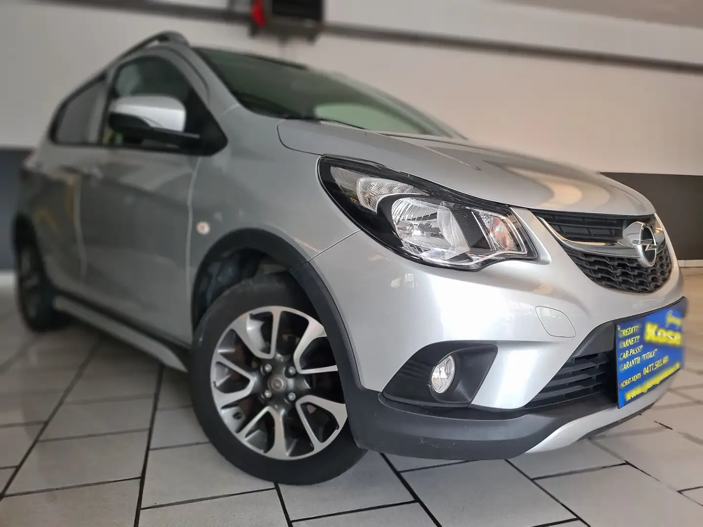 Opel Karl 10i// CLIMATISATION//CARPLAY//ER PROPRIETAIRE Silver - 2
