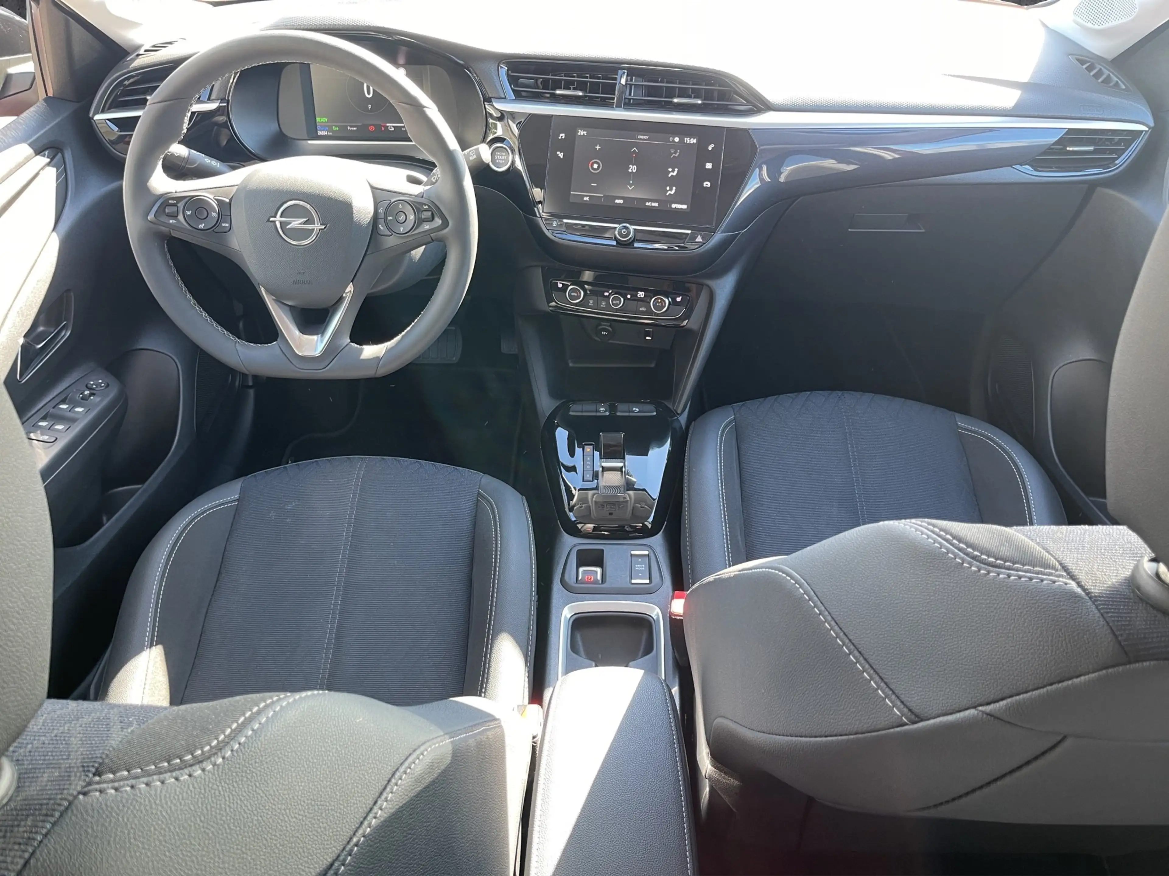 Opel Corsa-e Corsa F e Elegance Kamera+LED+PDC+LM+DAB — photo 13
