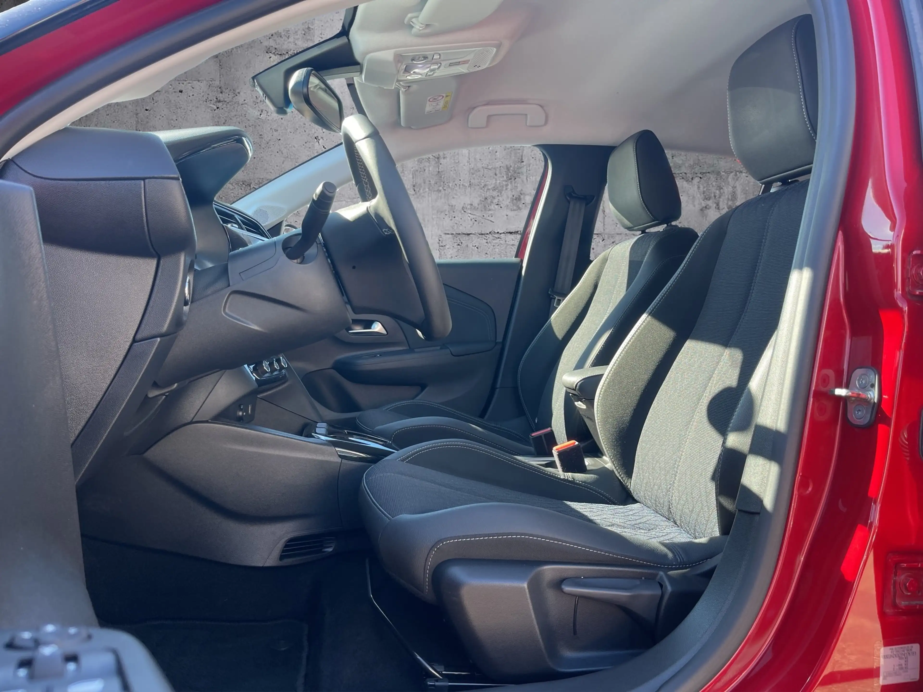 Opel Corsa-e Corsa F e Elegance Kamera+LED+PDC+LM+DAB — photo 9