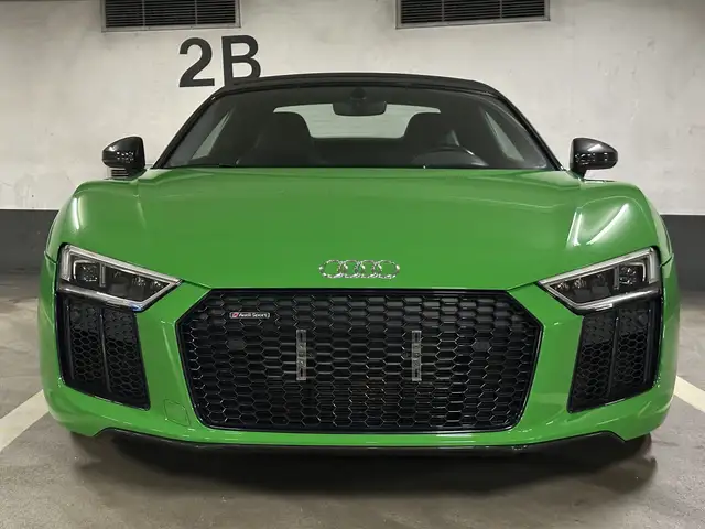 Audi Audi R8 Spyder V10 plus Exclusive 5.2 FSI quattro