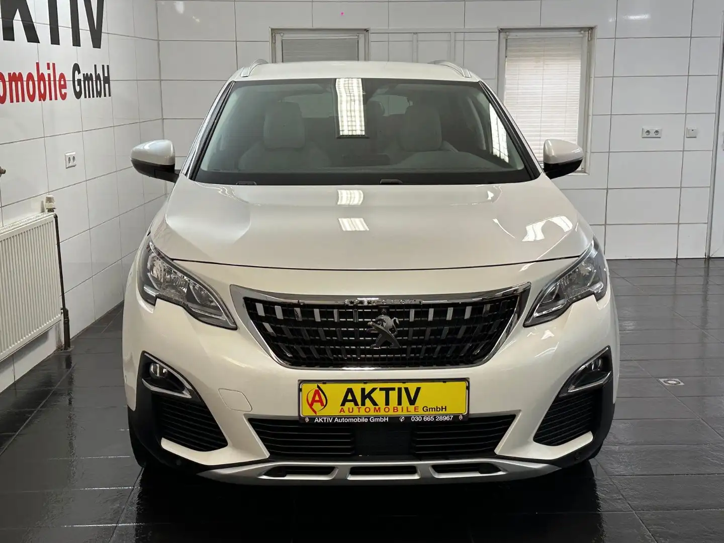 Peugeot 3008 1.2 Allure *Super Ausstattung* Weiß - 2