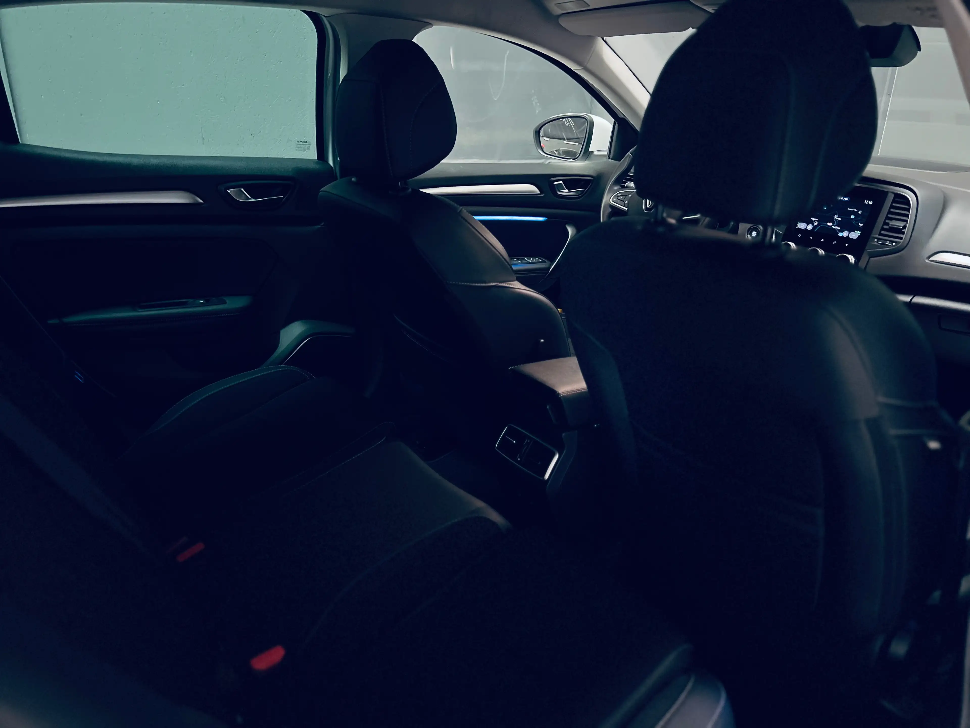 Renault Megane 1.33 TCe **AUTOMATIQUE**CARPLAY**CARNET COMPLET** — photo 12